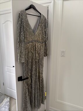 Mac Duggal Silver Sequin Plunge Long Sleeve Evening Dress